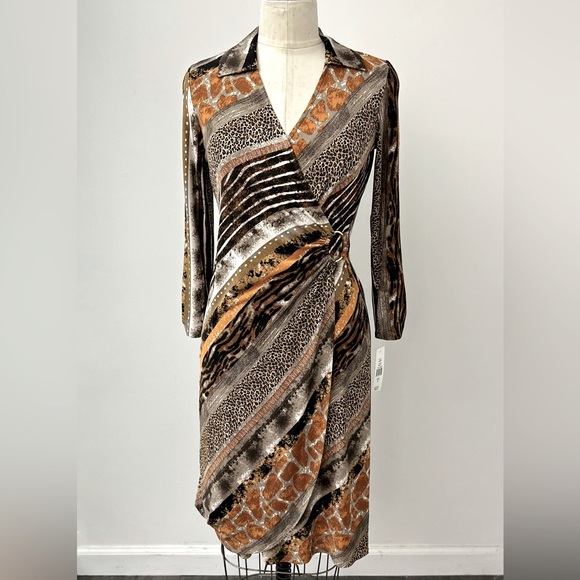 Glamour Dresses & Skirts - NWT Glamour Printed Animal Ring Wrap Dress